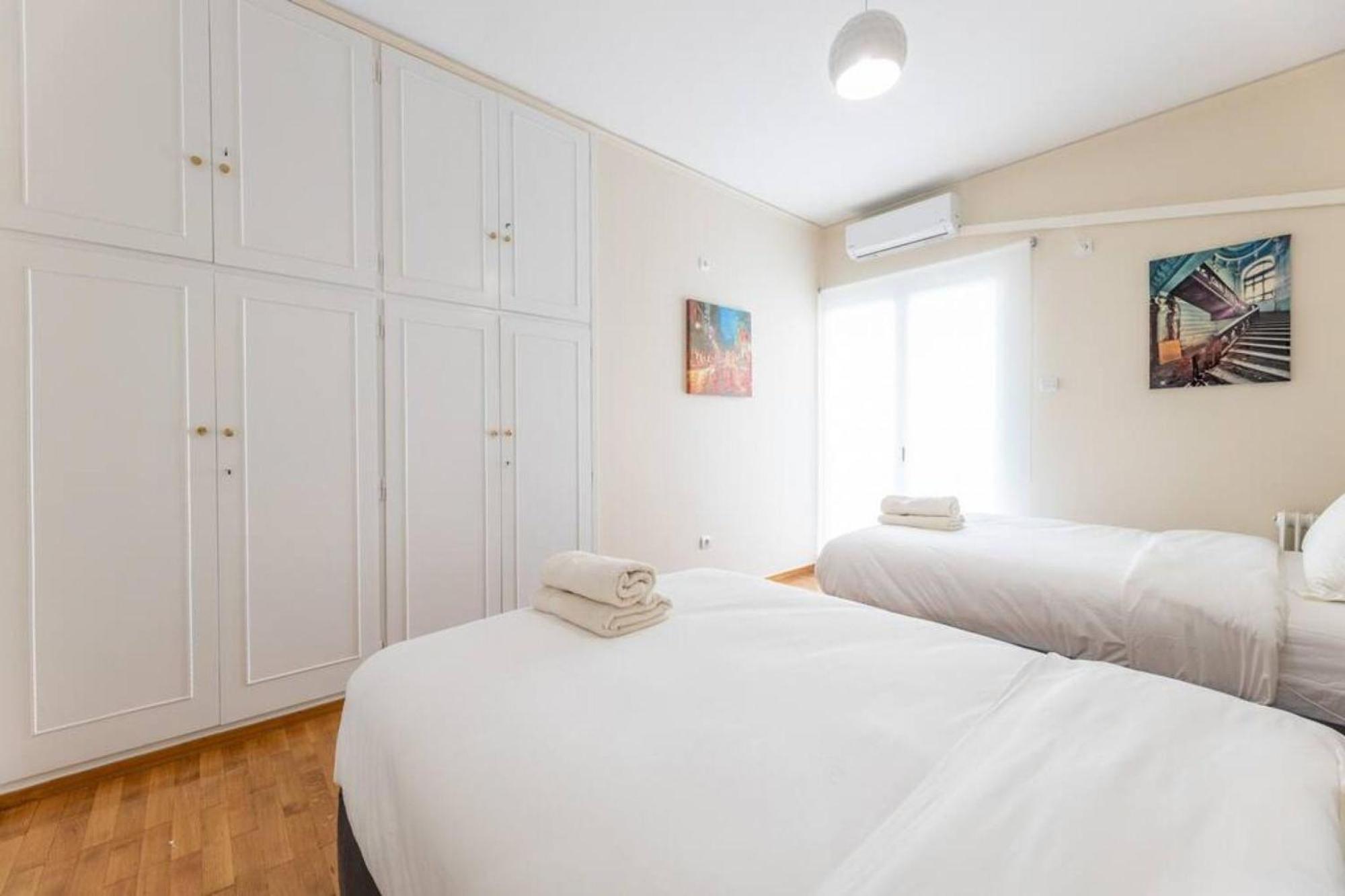 Amfitritis Family Lux Apartment At Palaio Faliro Афіни Екстер'єр фото