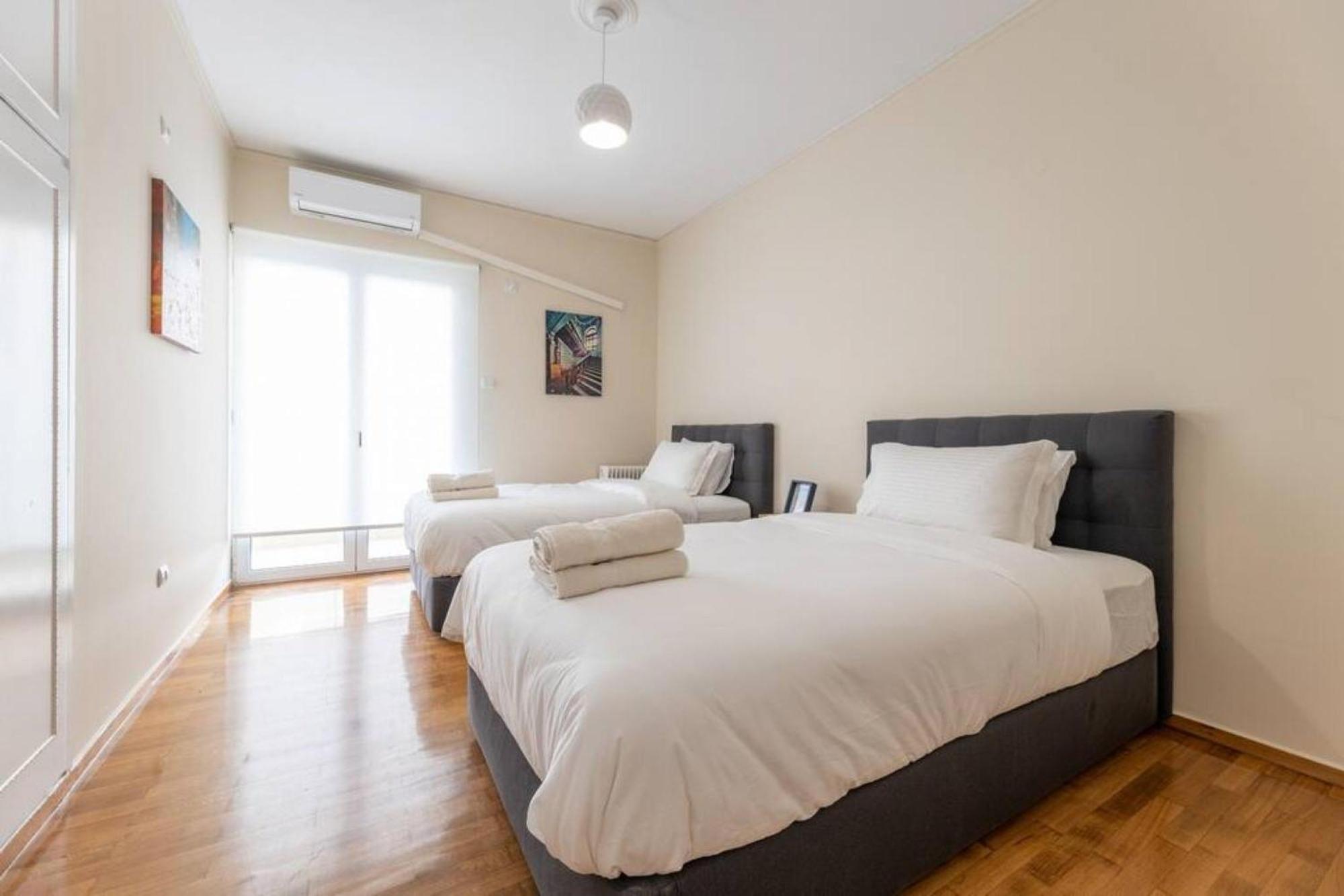Amfitritis Family Lux Apartment At Palaio Faliro Афіни Екстер'єр фото
