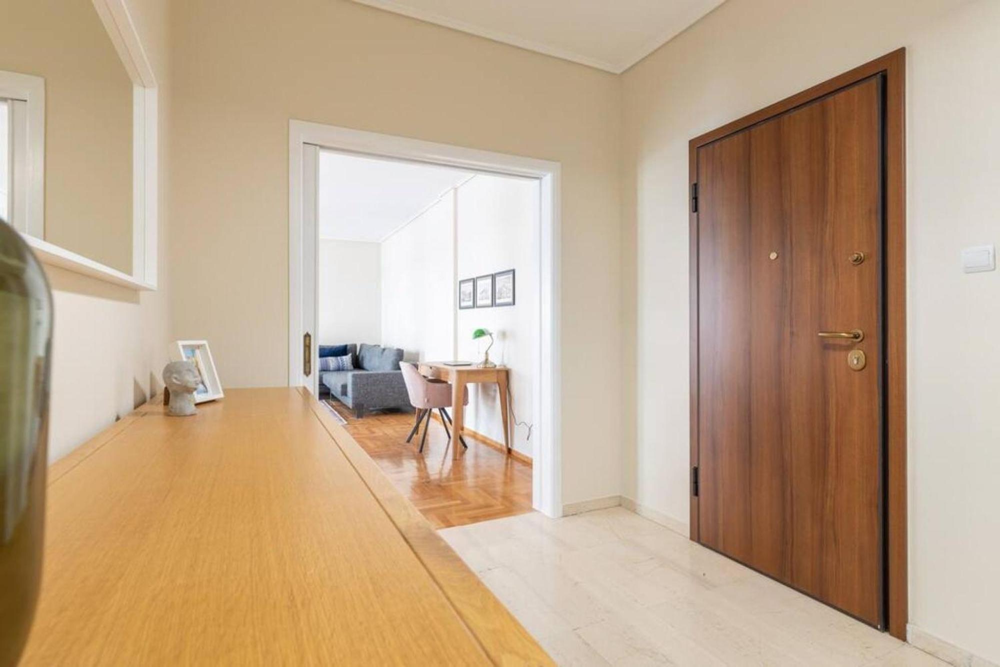 Amfitritis Family Lux Apartment At Palaio Faliro Афіни Екстер'єр фото