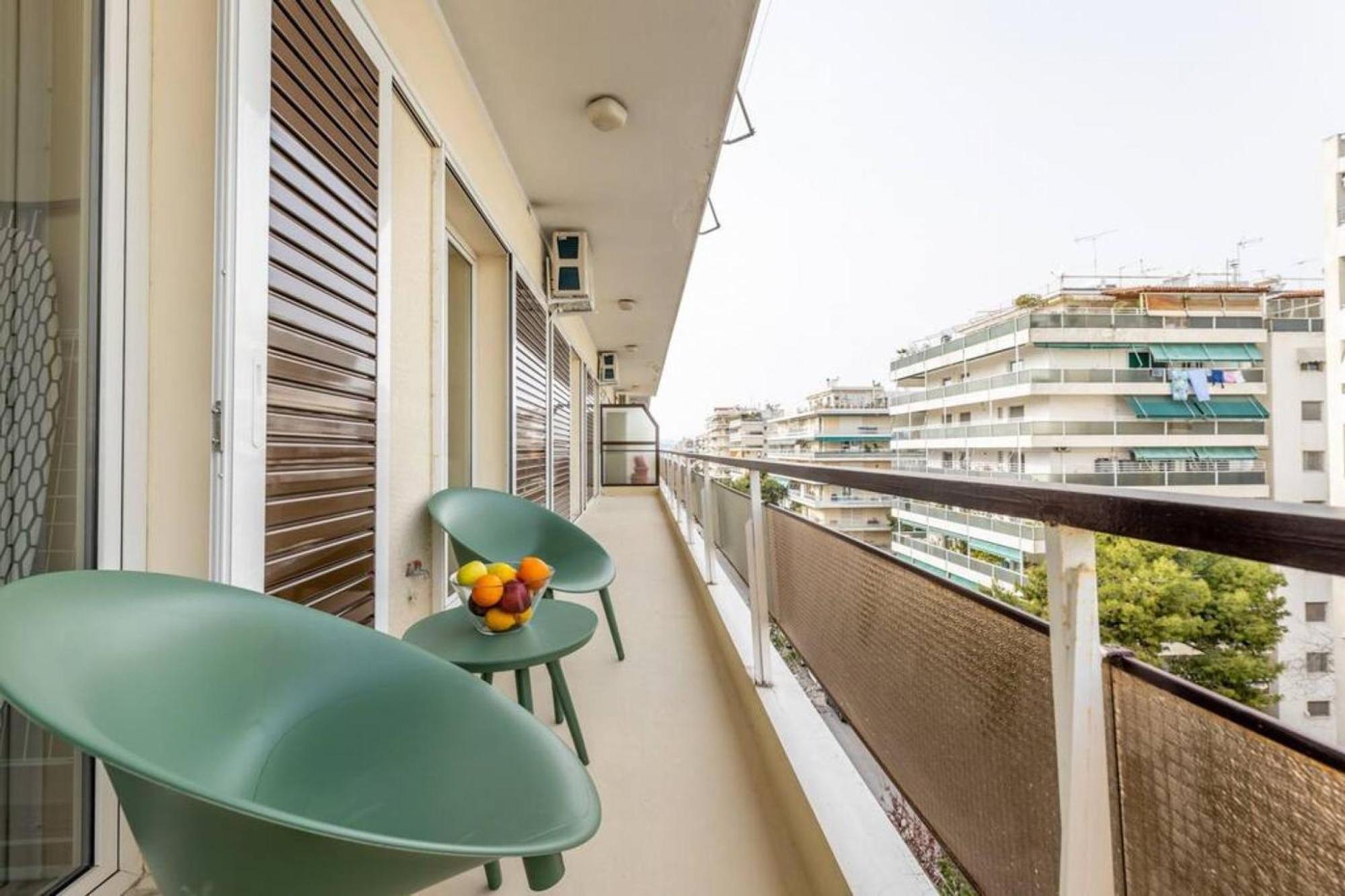 Amfitritis Family Lux Apartment At Palaio Faliro Афіни Екстер'єр фото