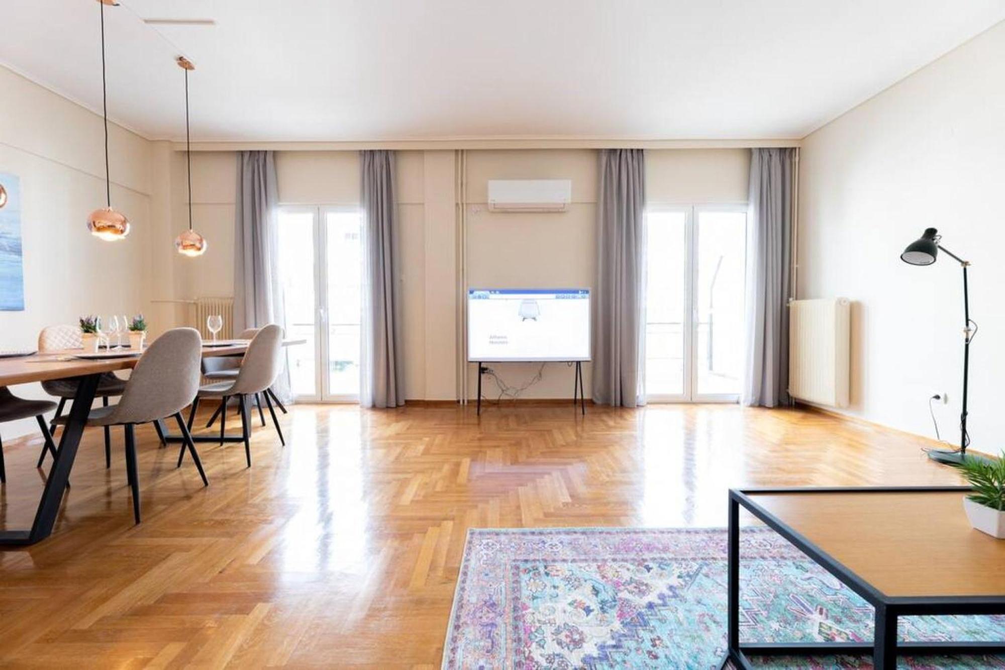 Amfitritis Family Lux Apartment At Palaio Faliro Афіни Екстер'єр фото
