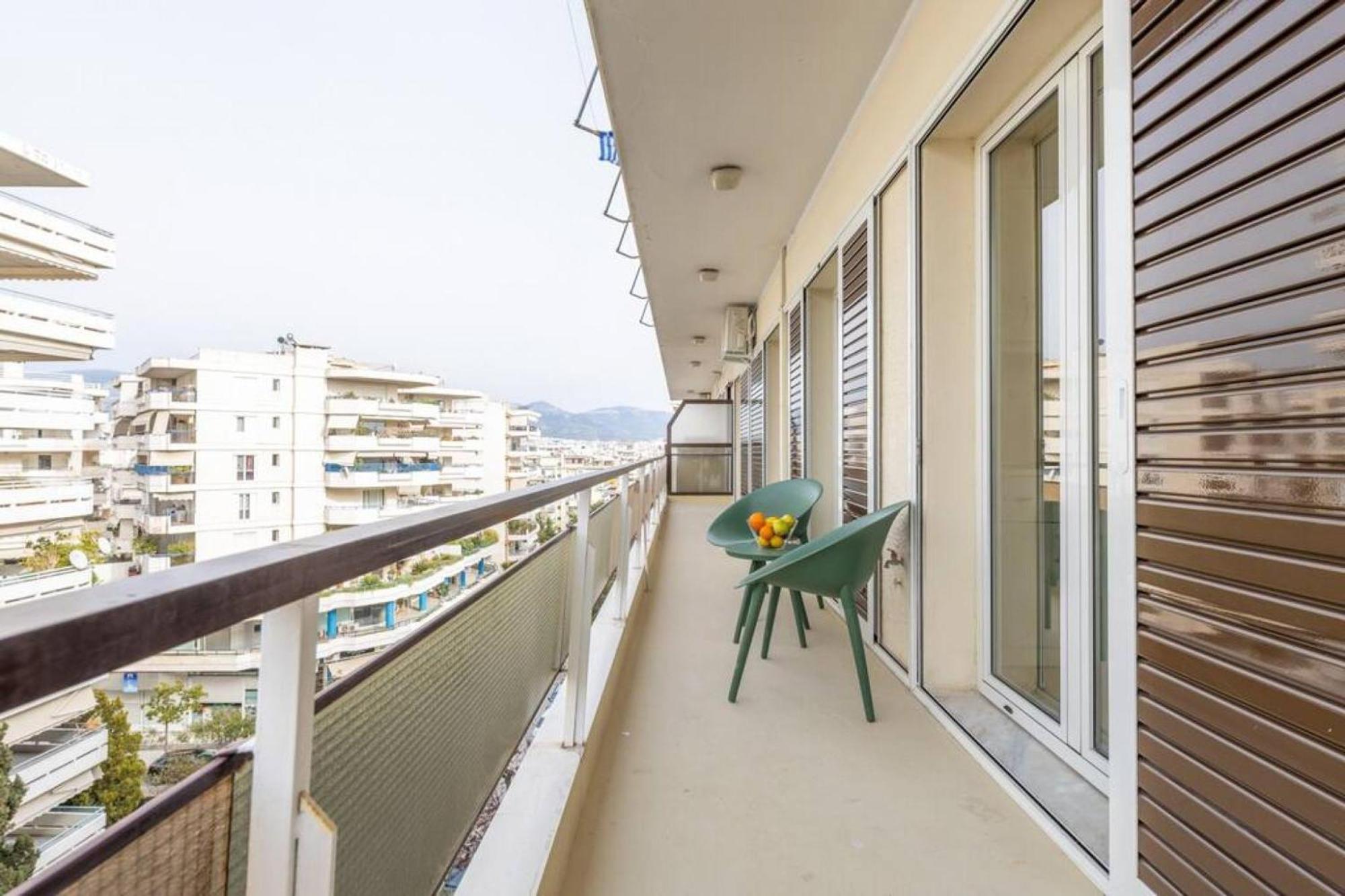 Amfitritis Family Lux Apartment At Palaio Faliro Афіни Екстер'єр фото