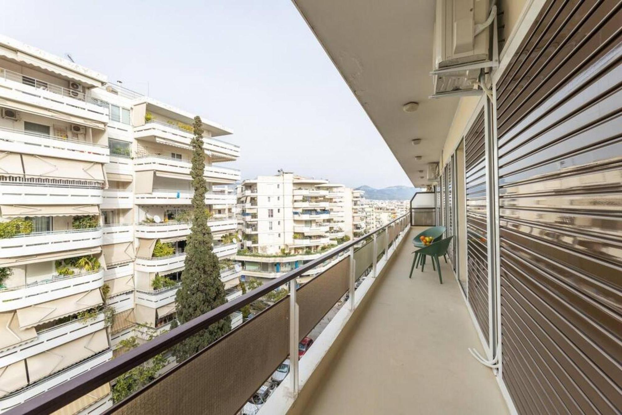 Amfitritis Family Lux Apartment At Palaio Faliro Афіни Екстер'єр фото