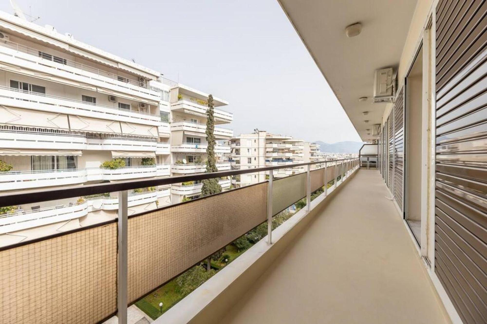 Amfitritis Family Lux Apartment At Palaio Faliro Афіни Екстер'єр фото